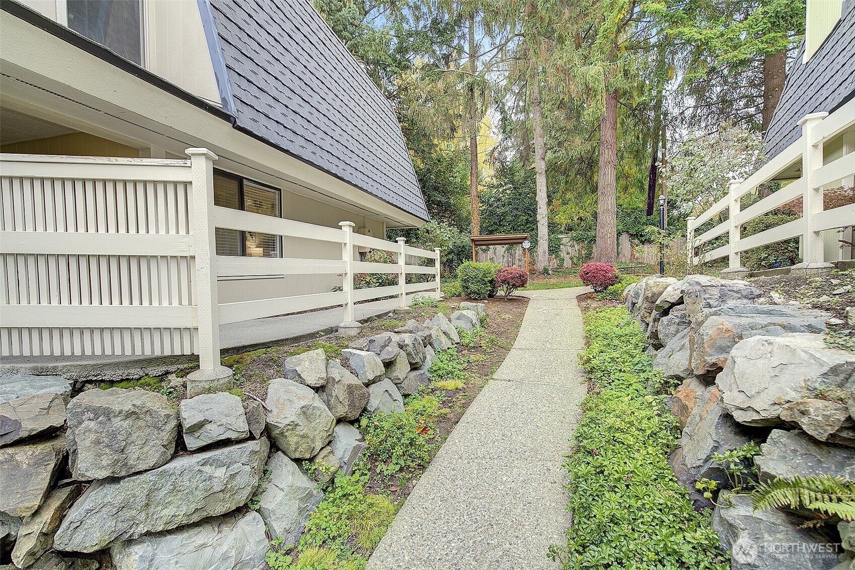 9900 NE 124th Street #1315, Kirkland, WA 98034-3764