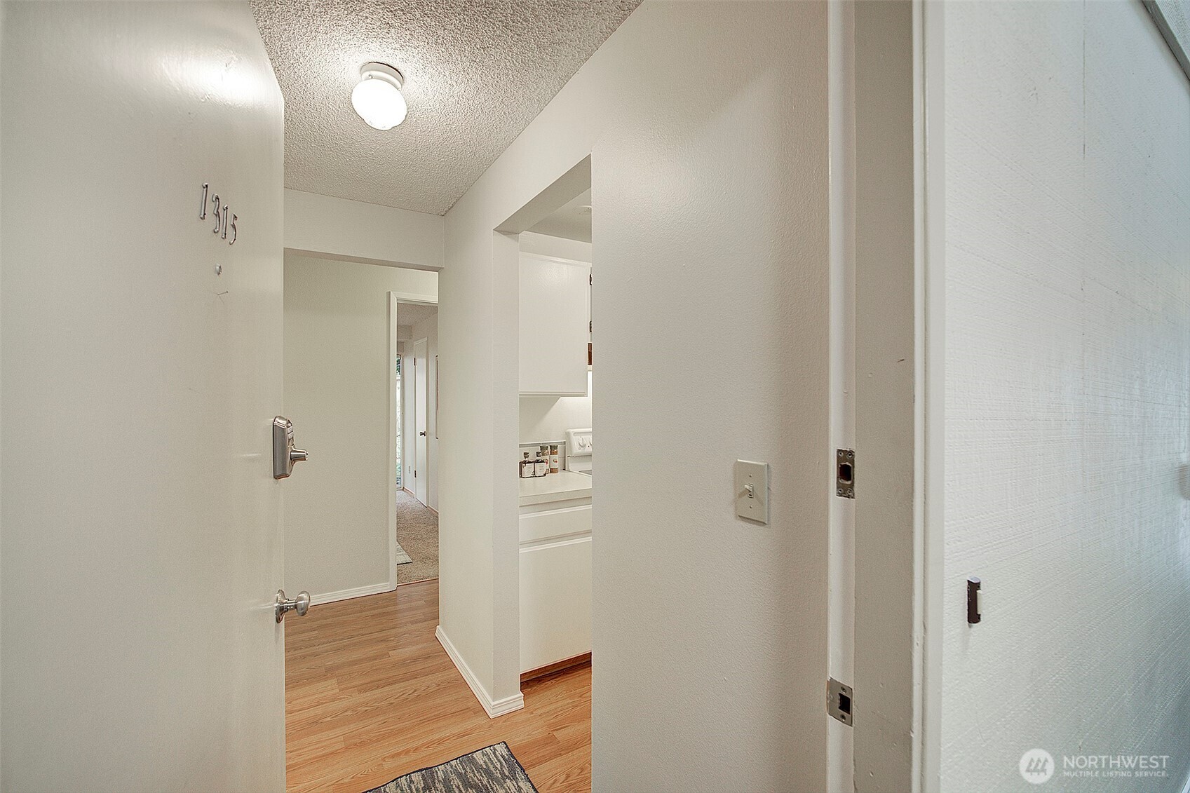 9900 NE 124th Street #1315, Kirkland, WA 98034-3764