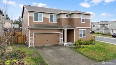 19011 112th Avenue Ct E, Puyallup, WA 98374 - Photo 1
