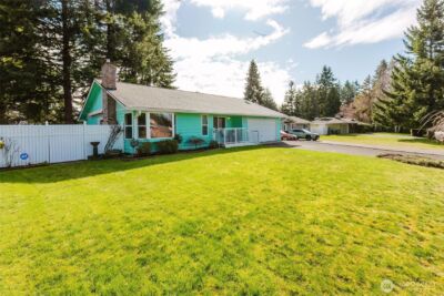 2421 Lodgepole Drive SE, Port Orchard, WA 98366 - Photo 2