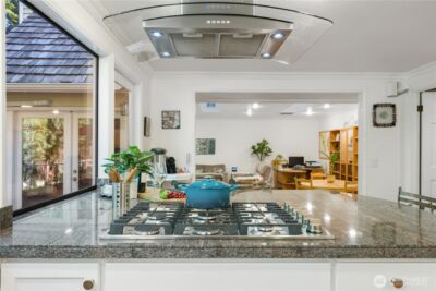 21842 NE 30th Place , Sammamish, WA 98074 - Photo 19