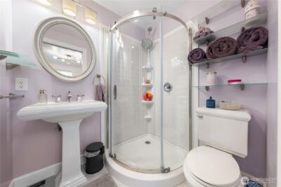 21842 NE 30th Place , Sammamish, WA 98074 - Photo 29