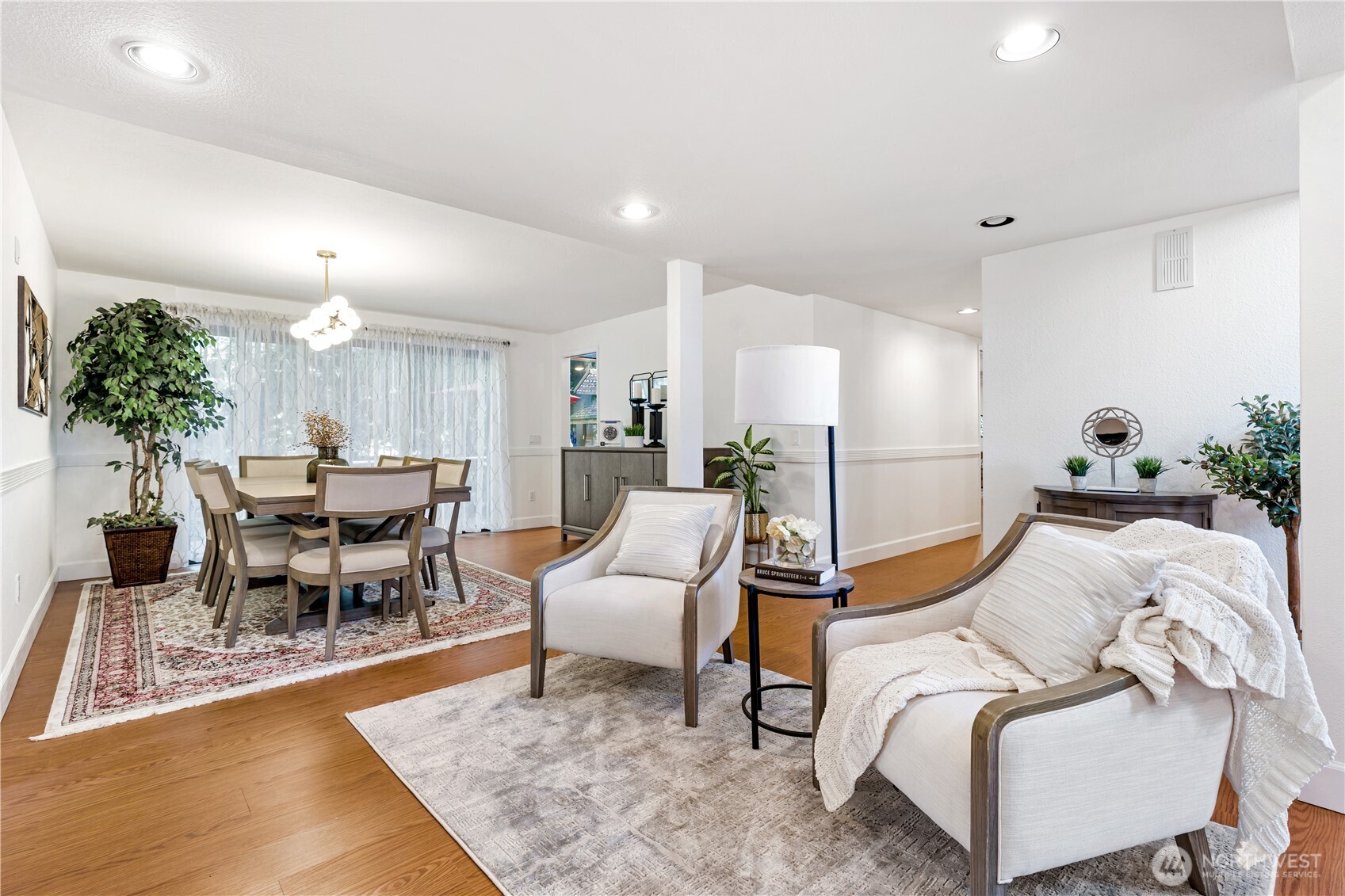 21842 NE 30th Place , Sammamish, WA 98074