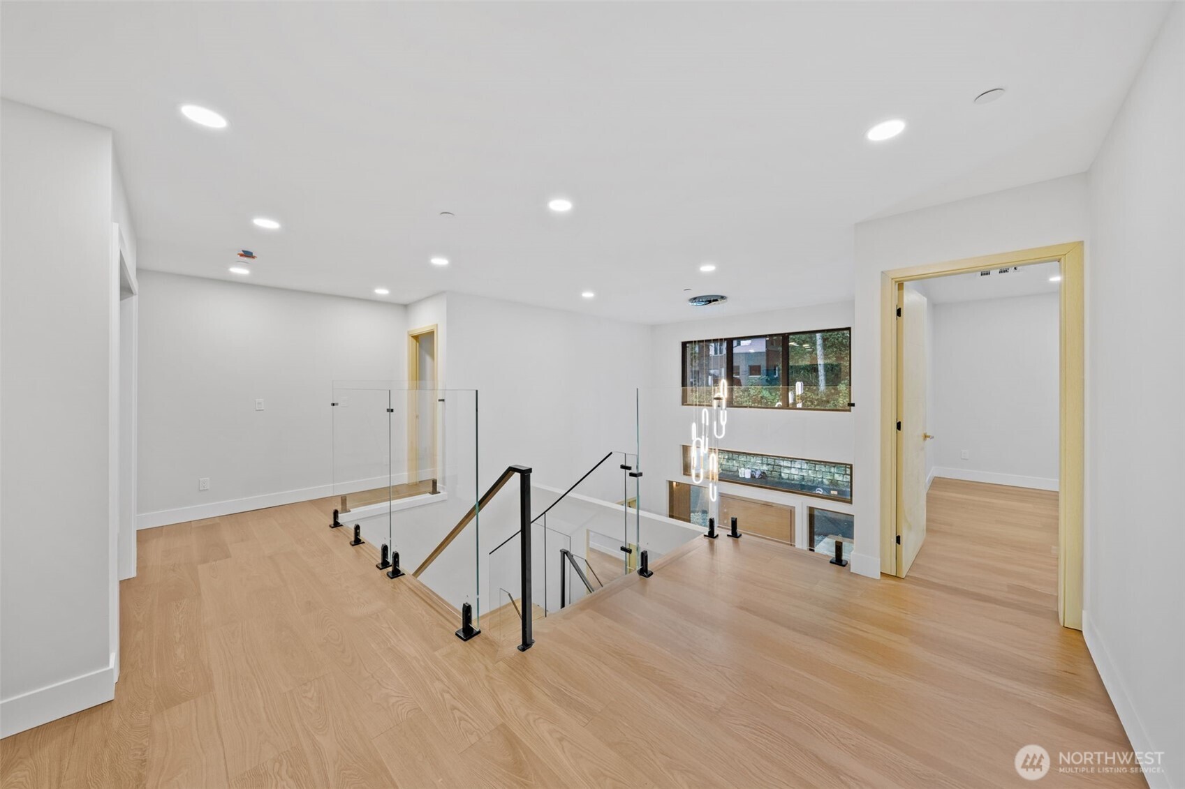 7905 240th Street SW, Edmonds, WA 98026