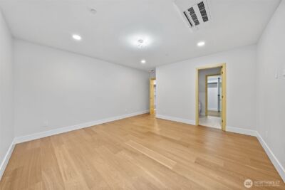 7905 240th Street SW, Edmonds, WA 98026 - Photo 23