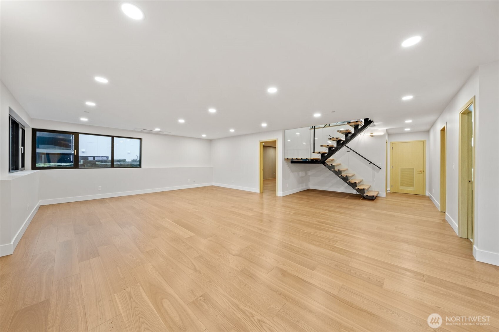 7905 240th Street SW, Edmonds, WA 98026