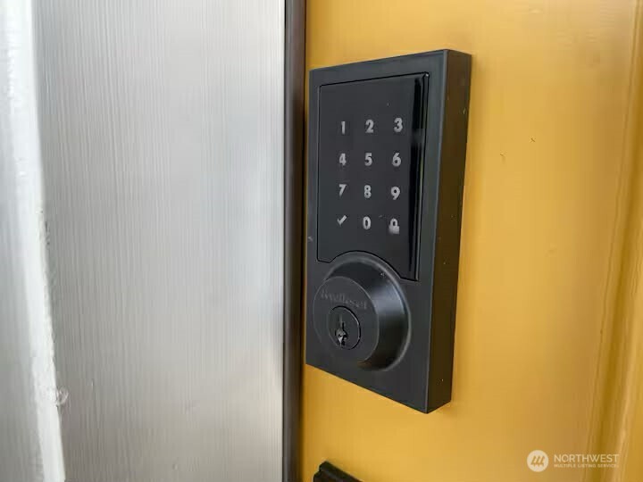 108 Chief Kiona , Silver Creek, WA 98585