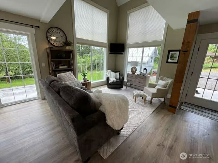 108 Chief Kiona , Silver Creek, WA 98585