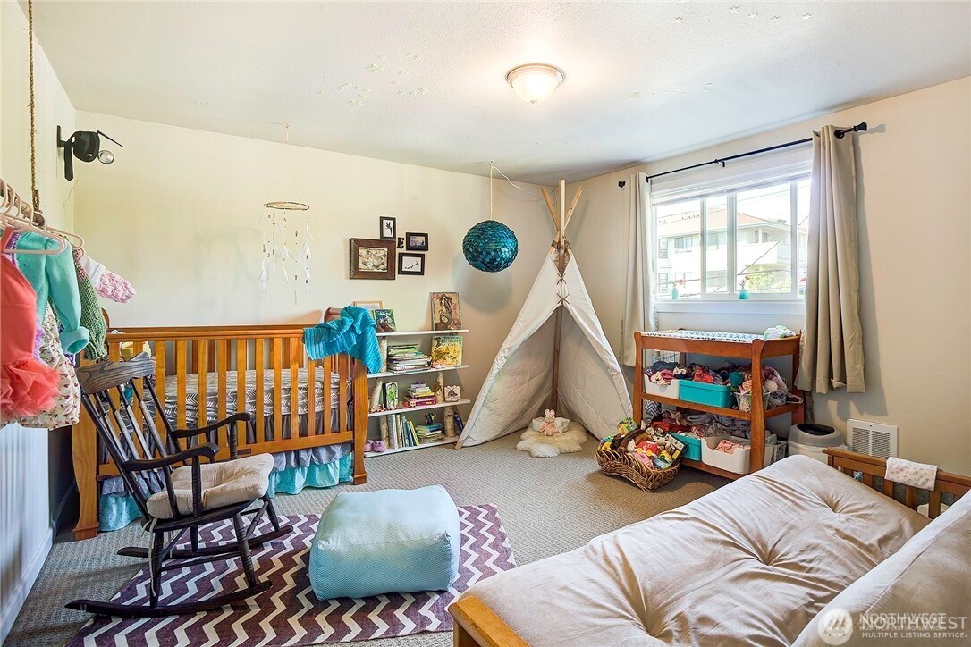 2357 NW 65th , Seattle, WA 98117