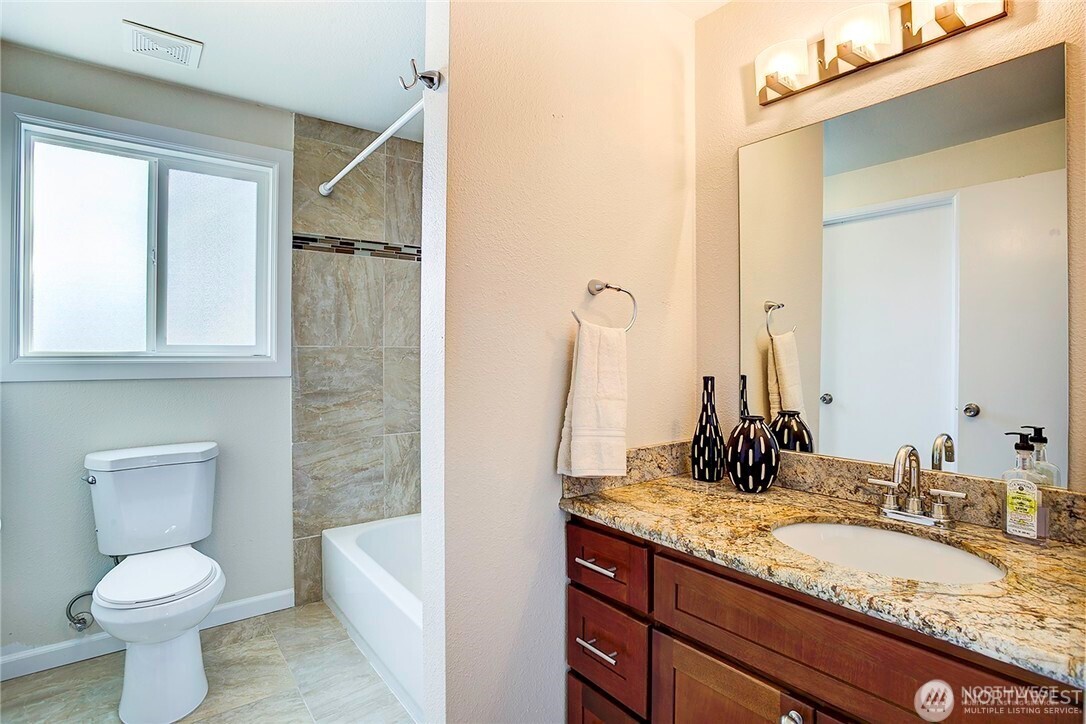 2357 NW 65th , Seattle, WA 98117