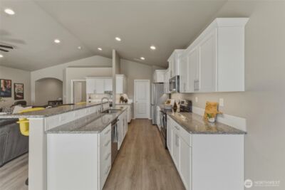 1203 SW Julia Street , College Place, WA 99324 - Photo 13