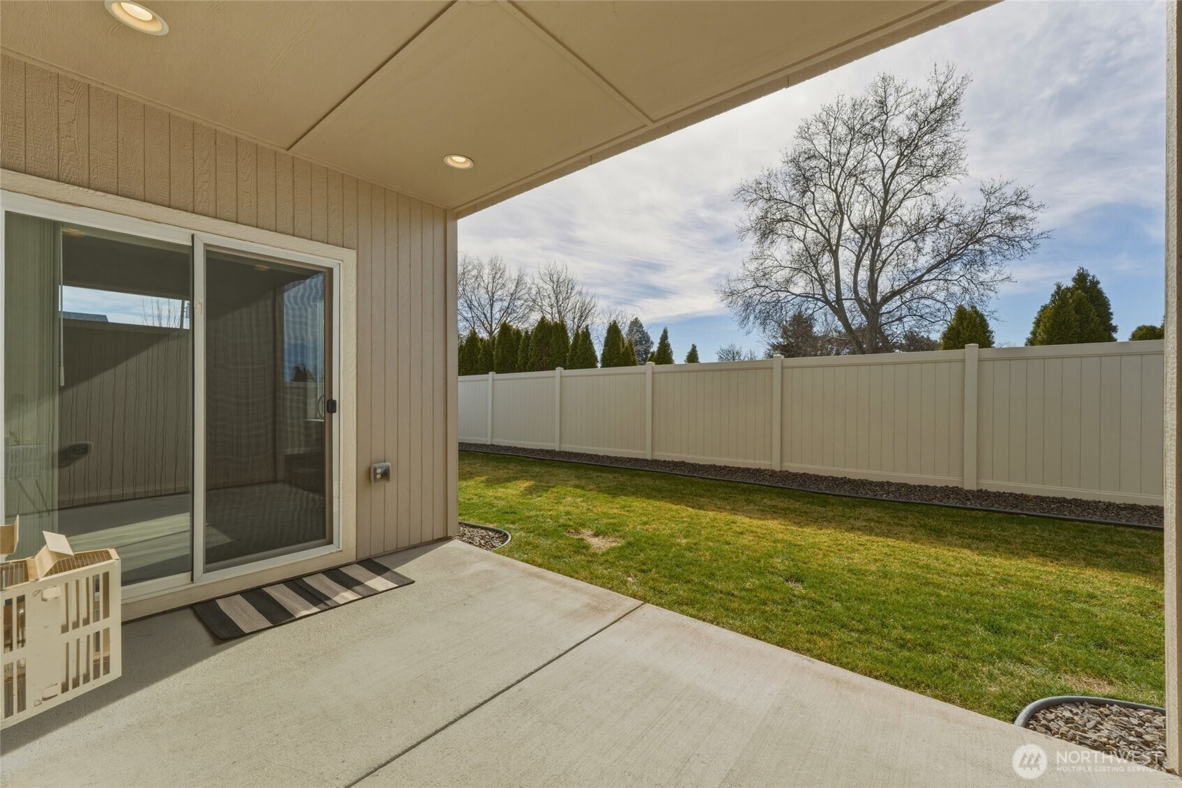 1203 SW Julia Street , College Place, WA 99324