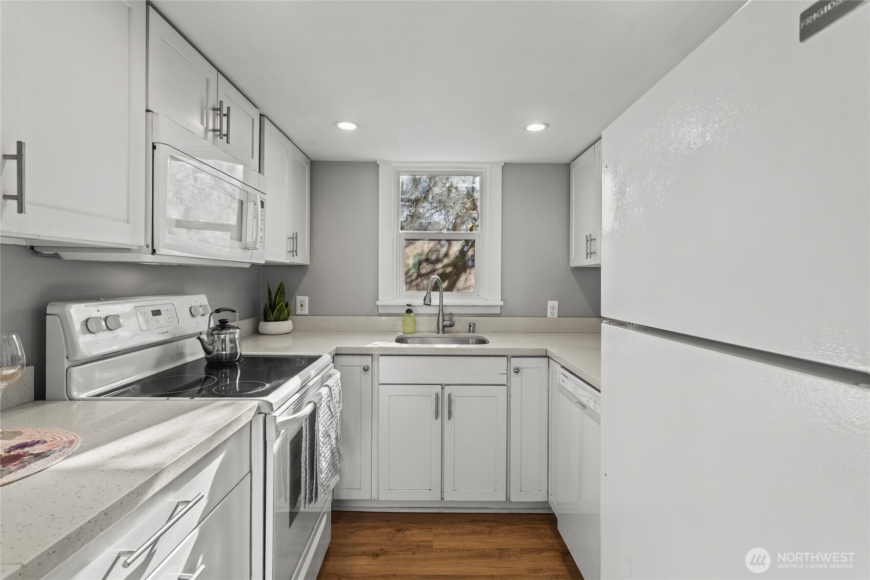 3009 N Junett Street , Tacoma, WA 98407