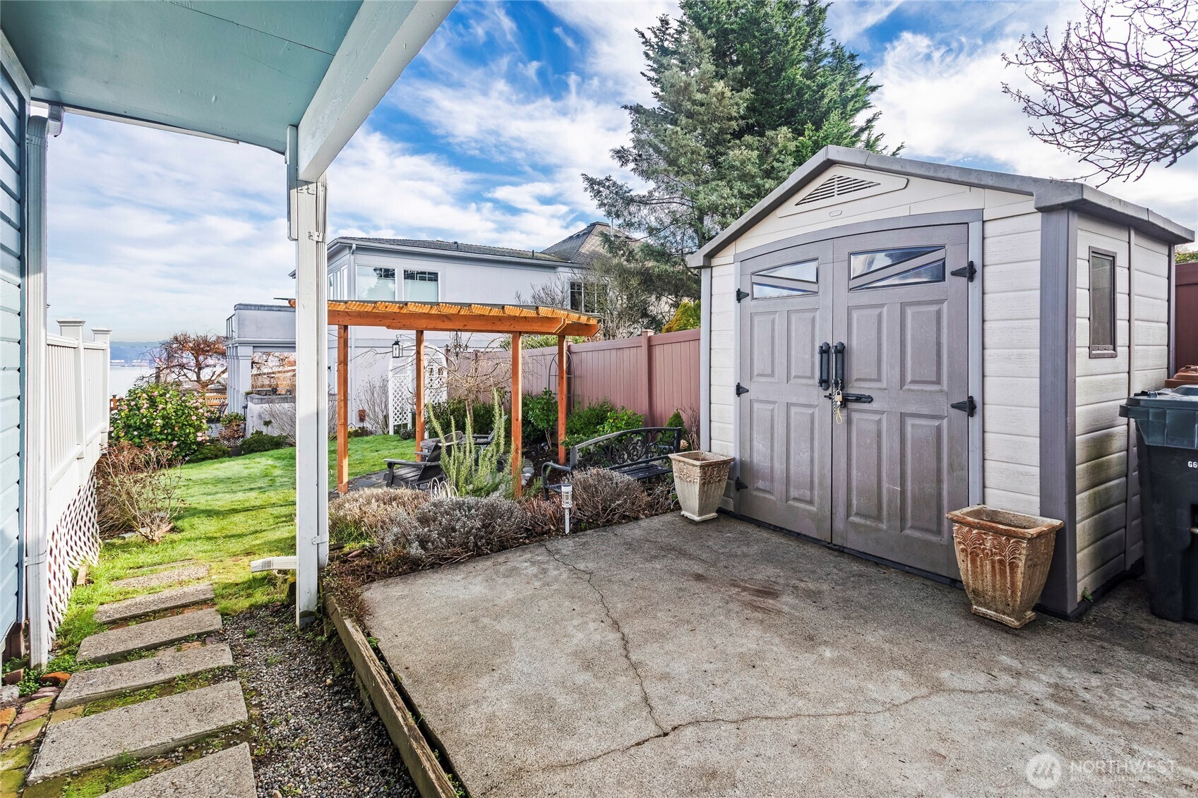 3009 N Junett Street , Tacoma, WA 98407