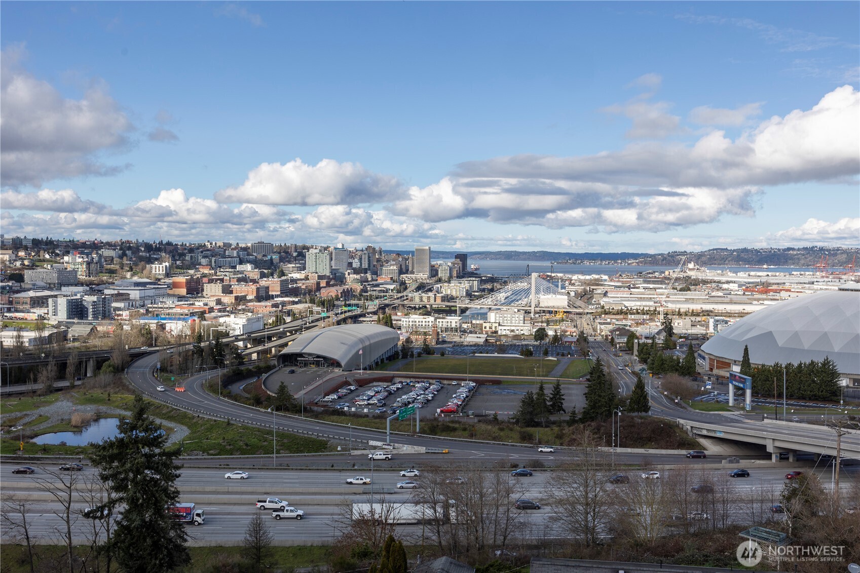 320 E 32nd Street #305, Tacoma, WA 98404