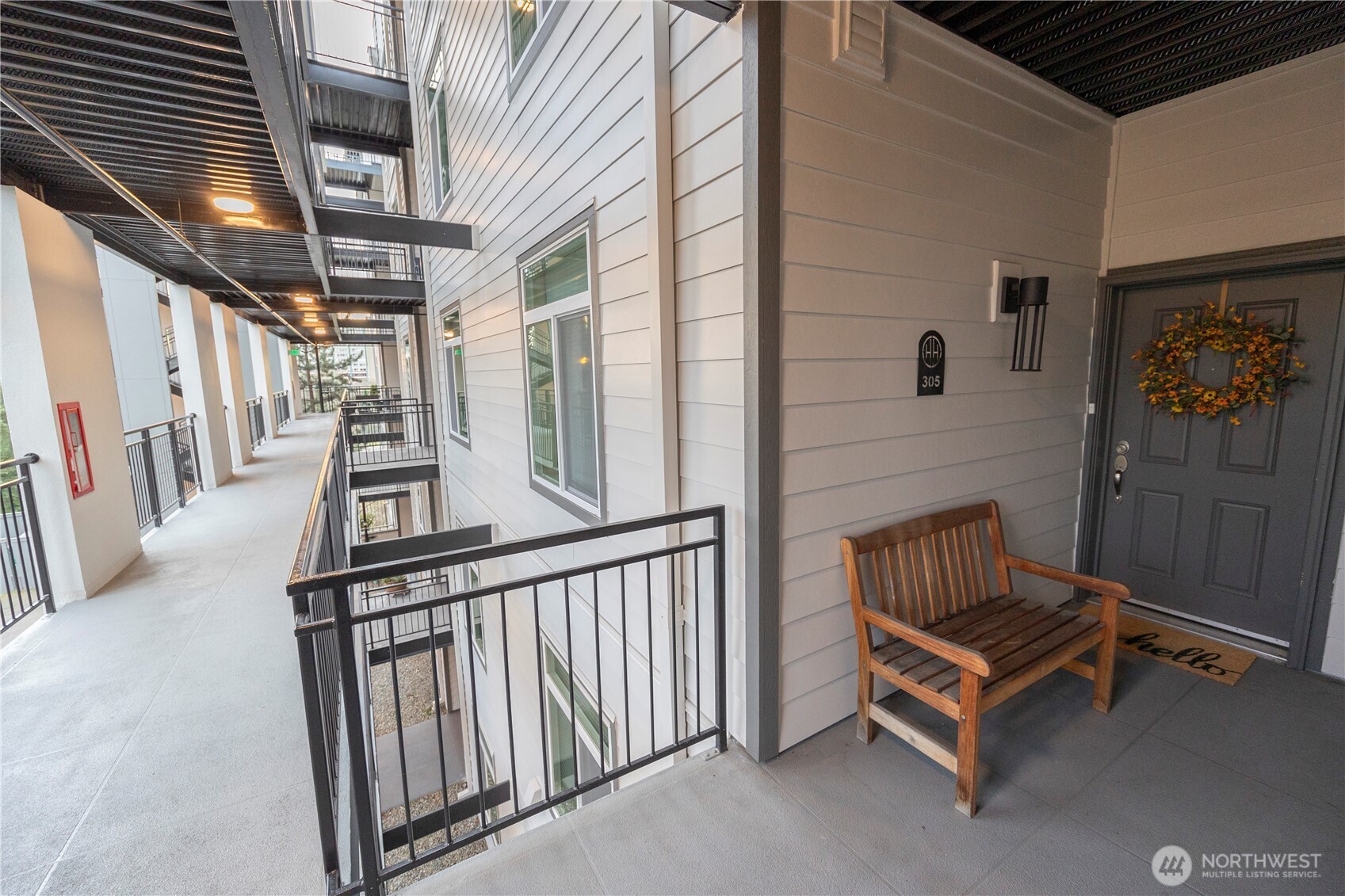 320 E 32nd Street #305, Tacoma, WA 98404