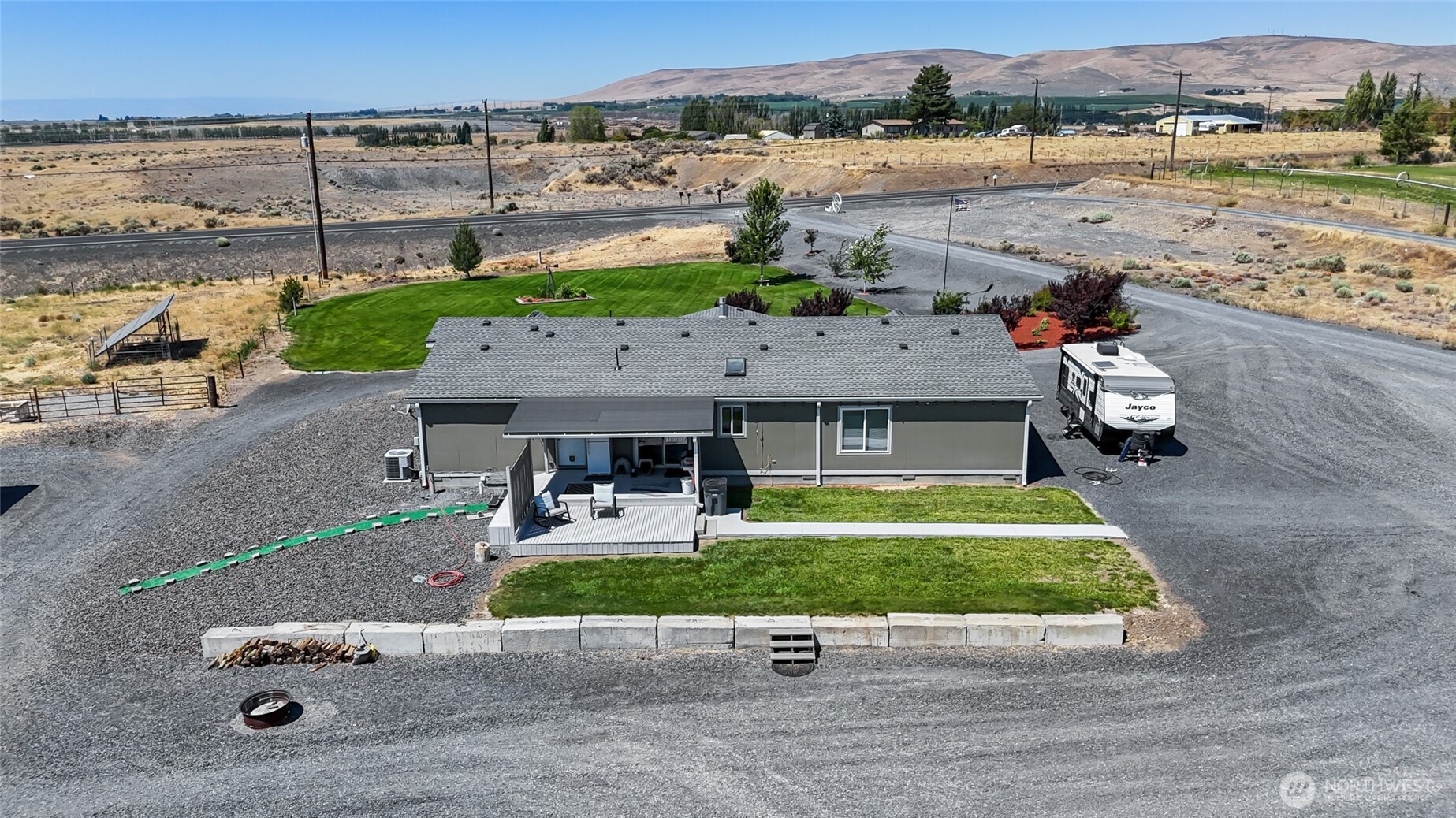 12455 NW Dodson Road , Ephrata, WA 98823