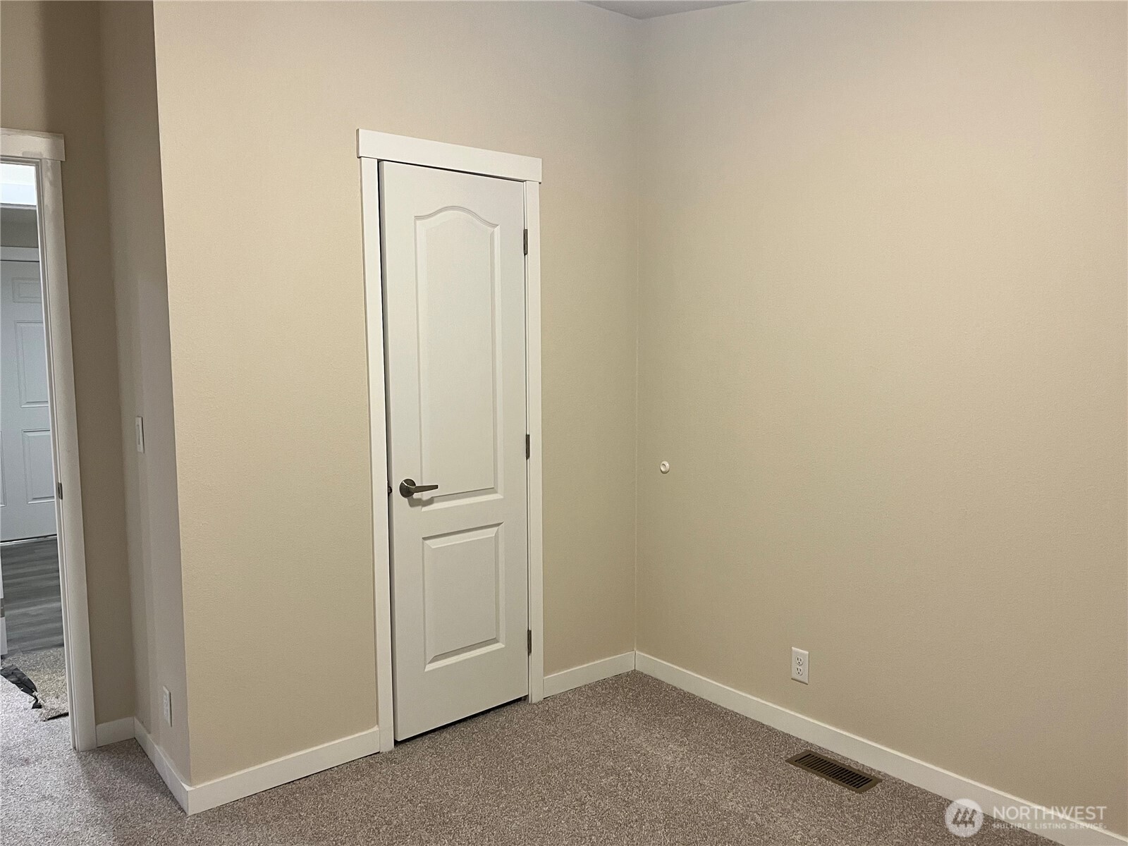 420 Pine Street , Toledo, WA 98591