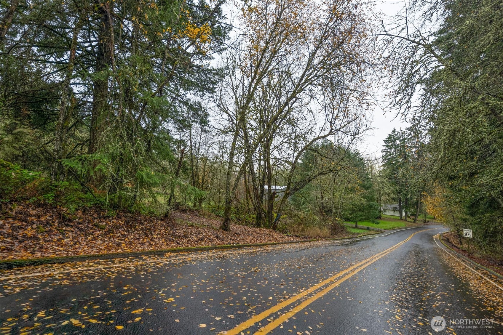 3 Grimm Road , Kelso, WA 98626