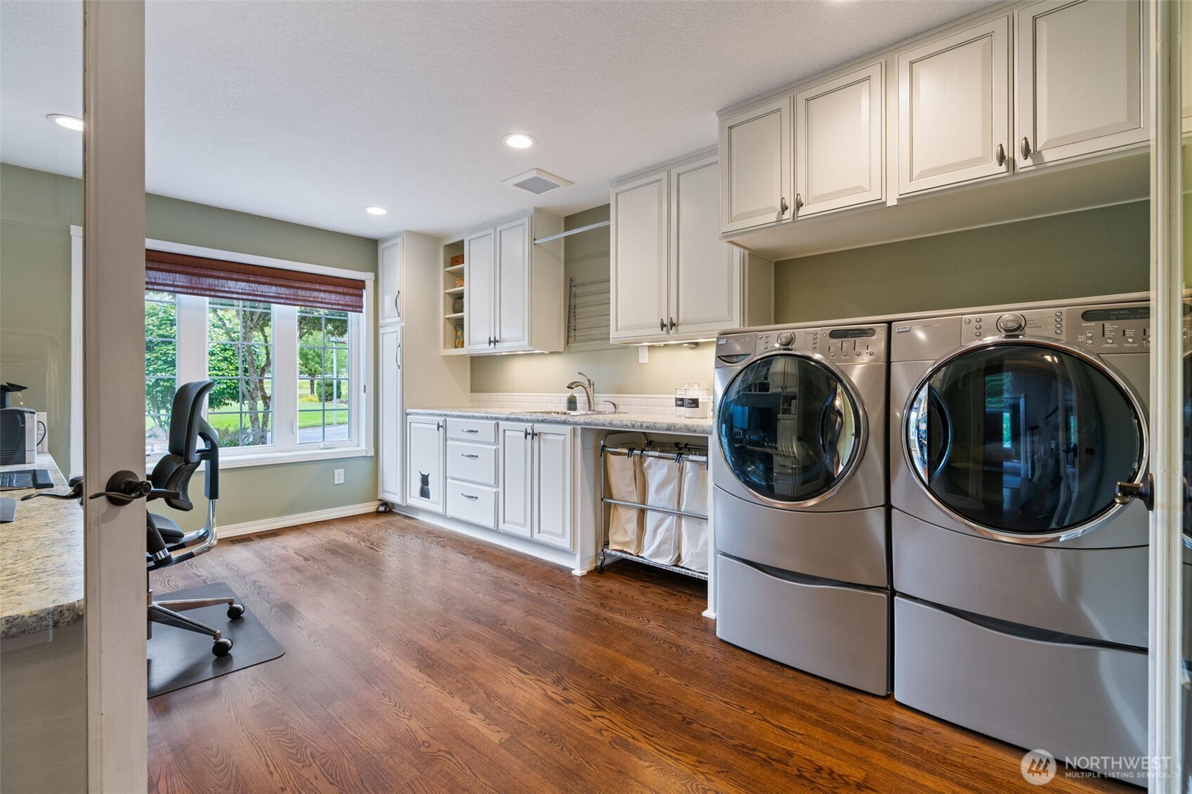 21917 NE 28th Street , Camas, WA 98607