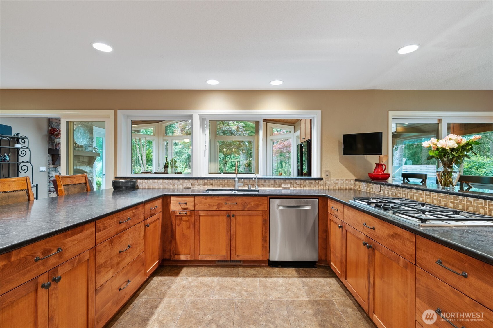 21917 NE 28th Street , Camas, WA 98607