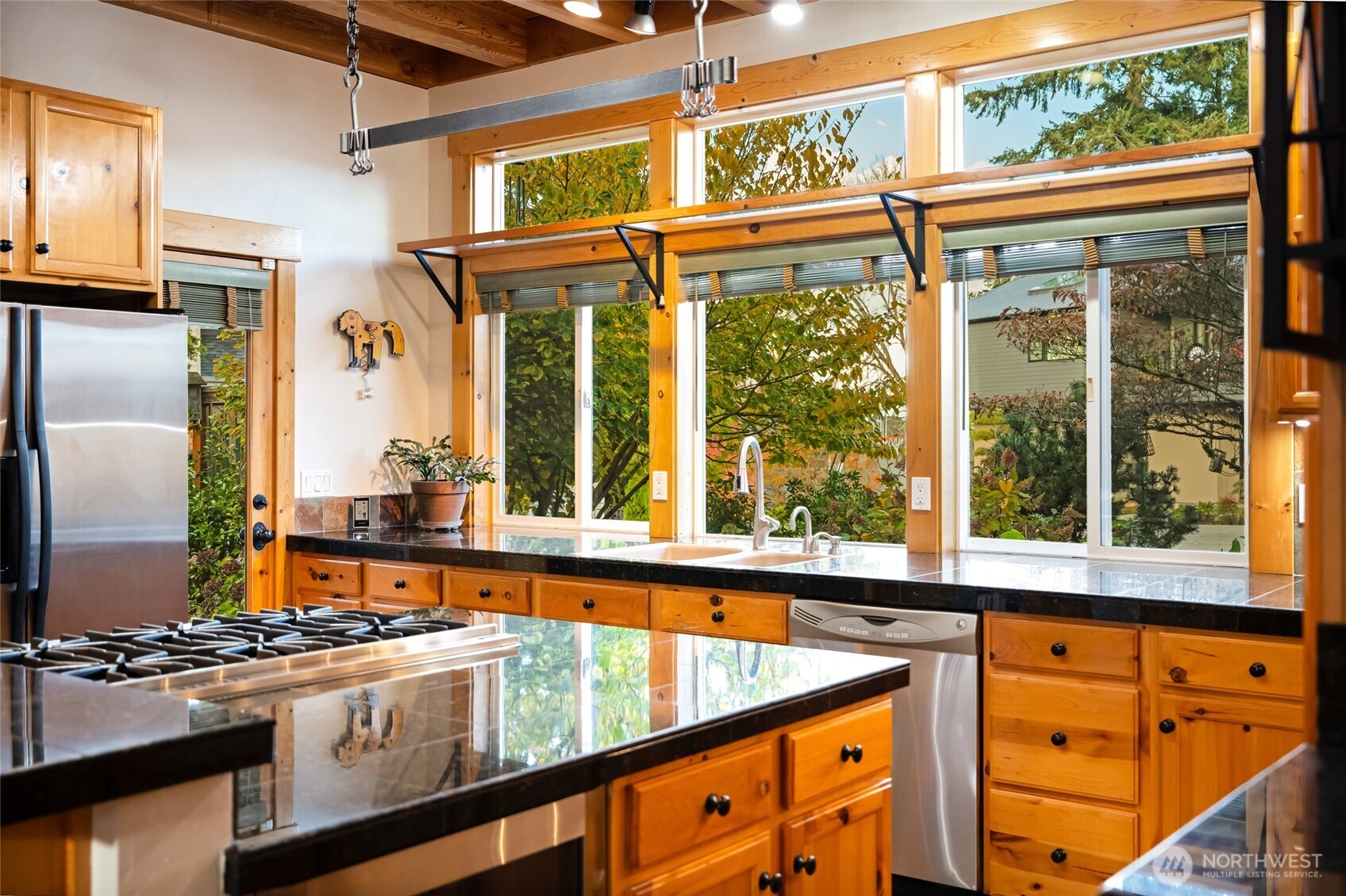 16375 NE 44th Court , Redmond, WA 98052