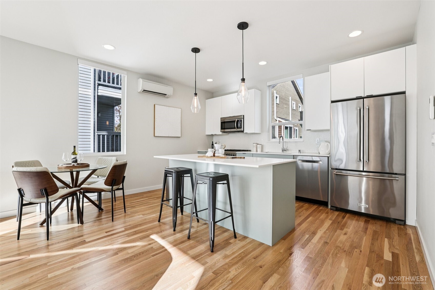 2634 NW 58th Street #B, Seattle, WA 98107