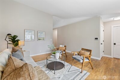 211 105th Street SE, Everett, WA 98208 - Photo 4