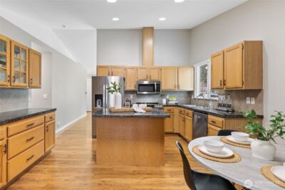 211 105th Street SE, Everett, WA 98208 - Photo 7