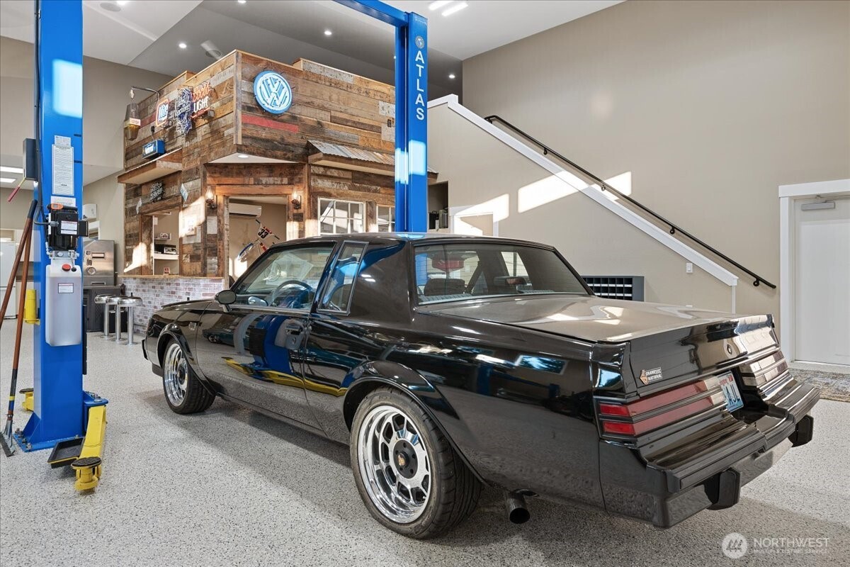 38724 NE Christensen Road , La Center, WA 98629