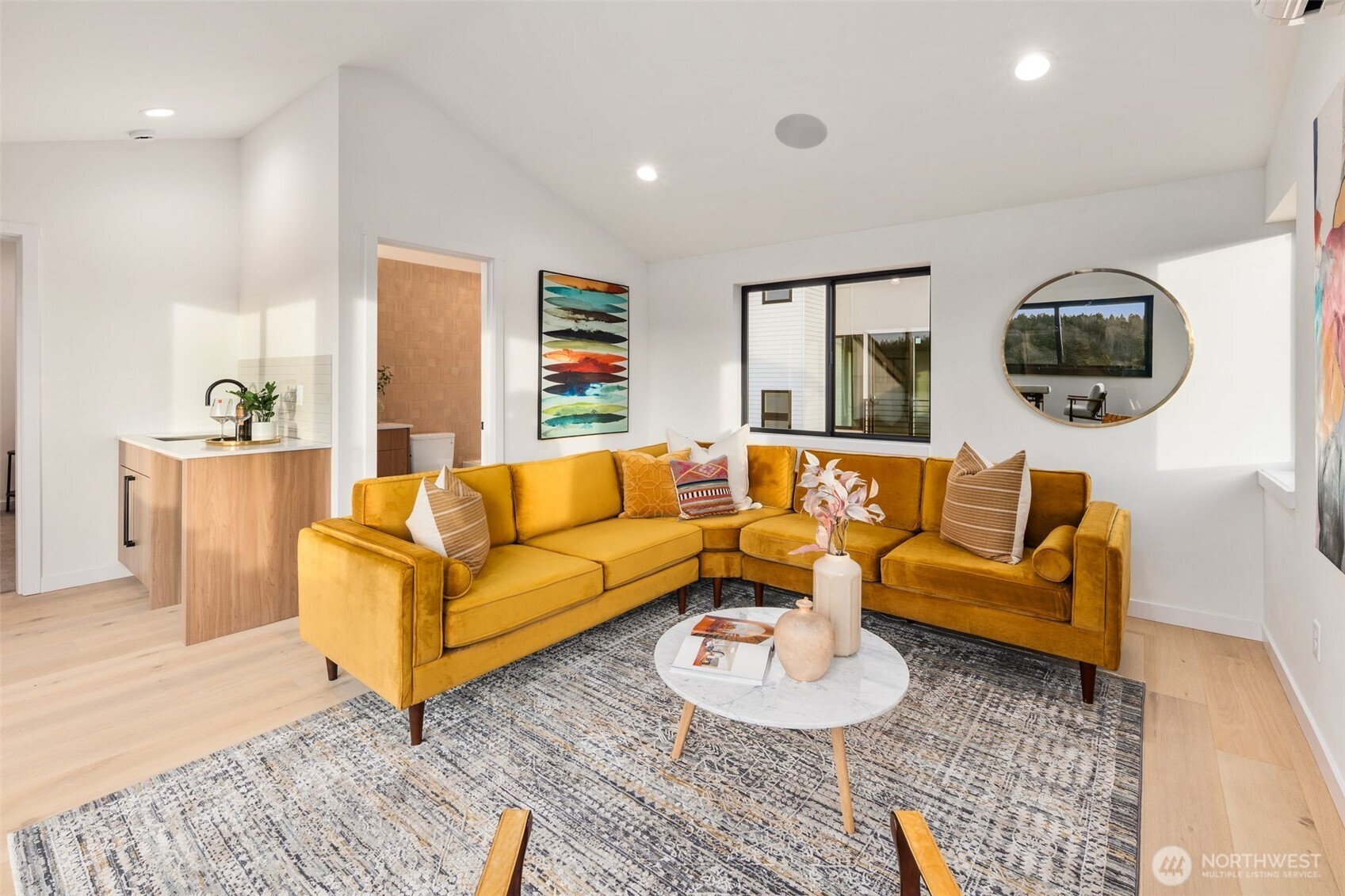 5252 23rd Avenue SW, Seattle, WA 98106