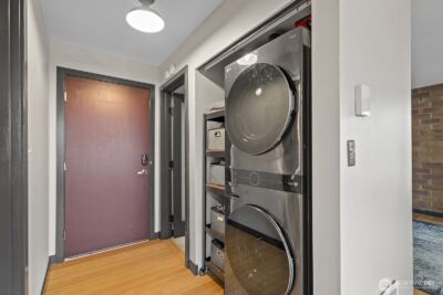 905 Cherry Street #601, Seattle, WA 98104 - Photo 4