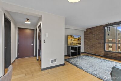 905 Cherry Street #601, Seattle, WA 98104 - Photo 7