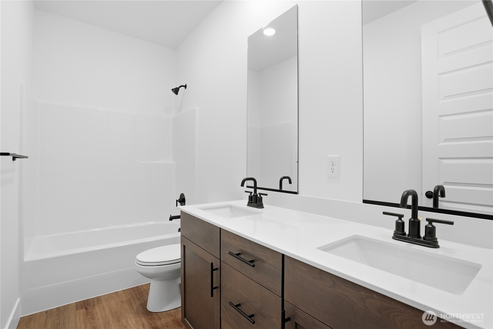 32411 Vine Avenue SE, Black Diamond, WA 98010