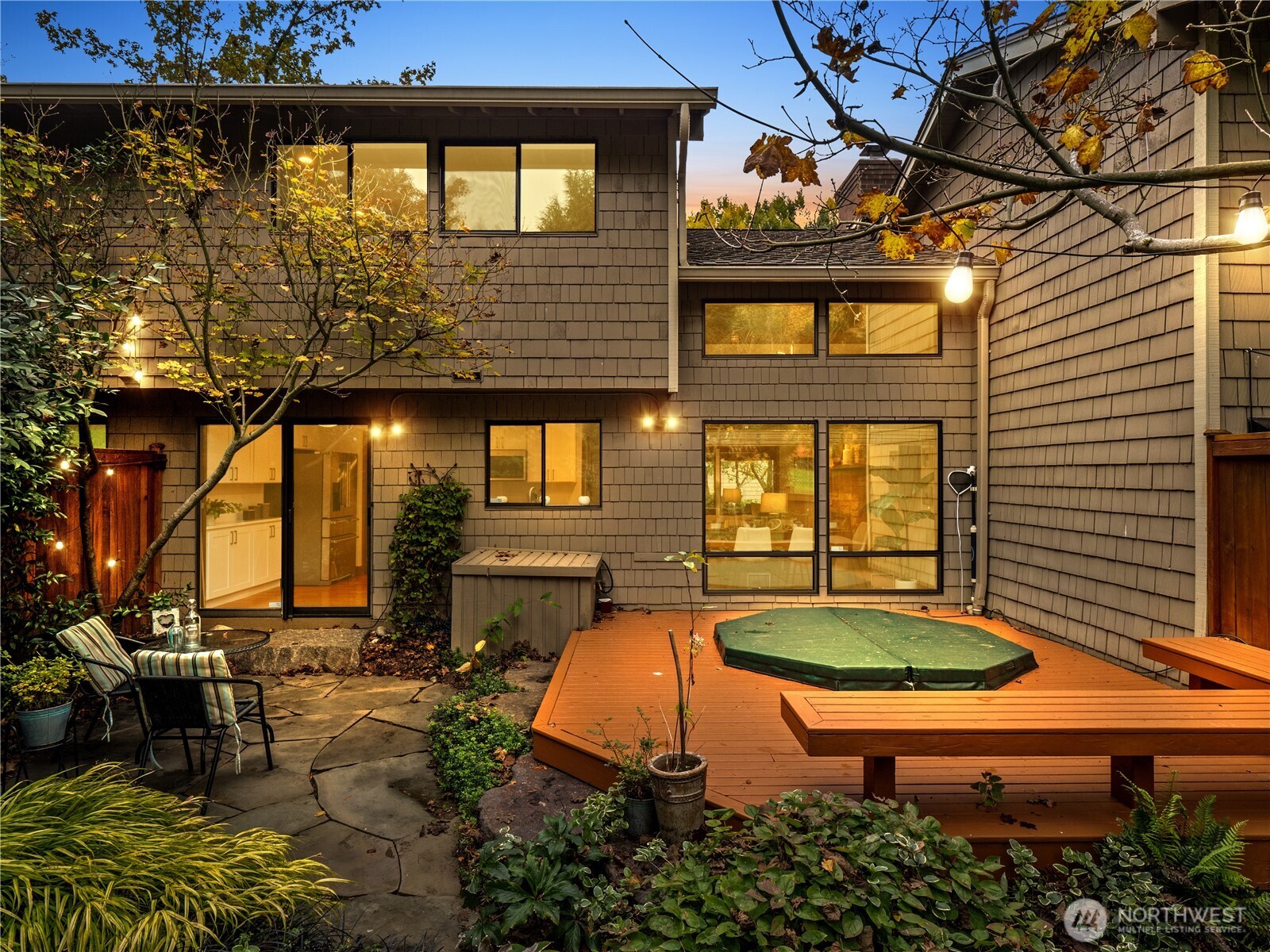 17519 NE 38th Court #9B, Redmond, WA 98052