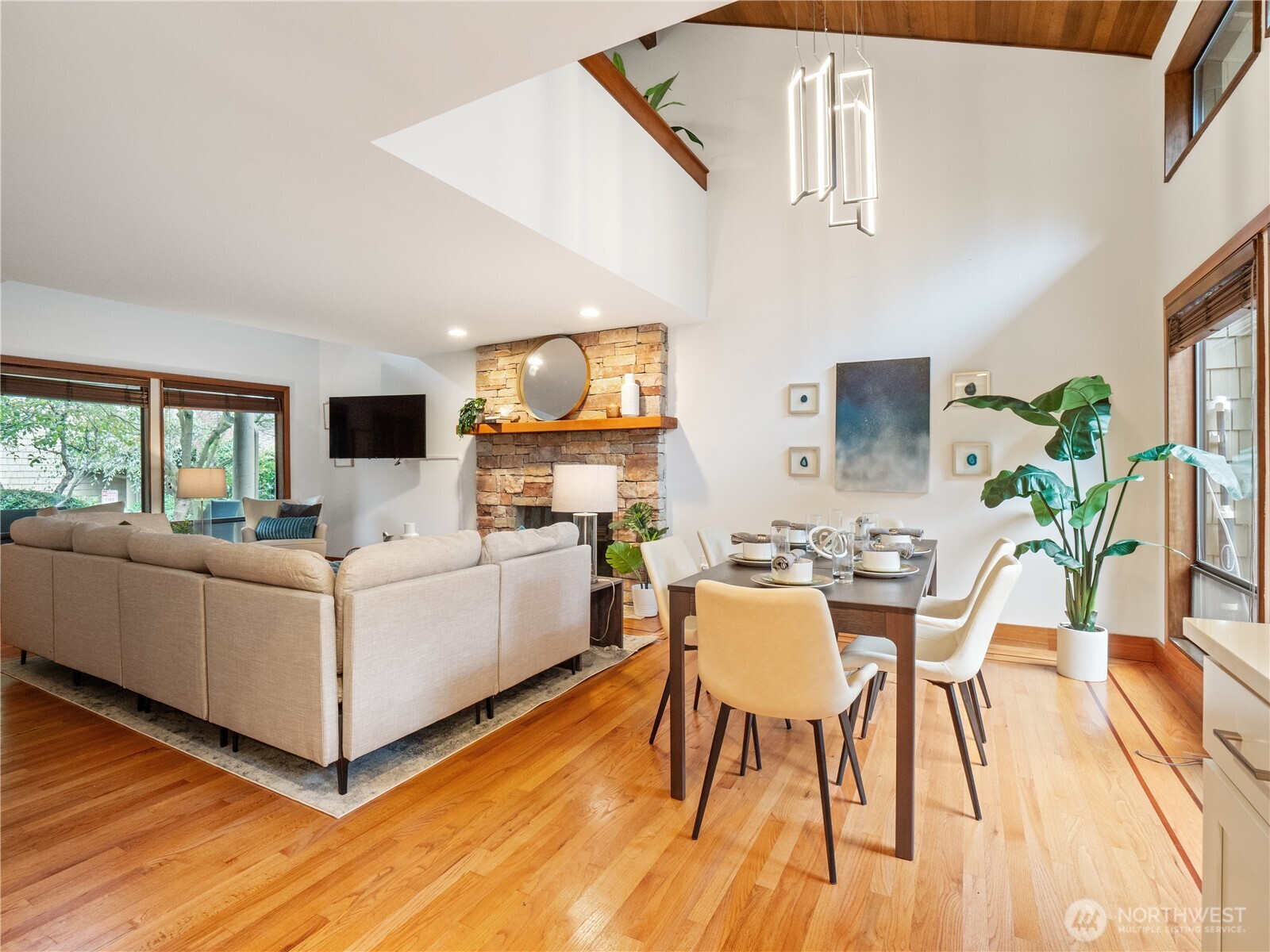 17519 NE 38th Court #9B, Redmond, WA 98052