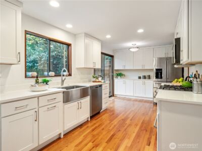 17519 NE 38th Court #9B, Redmond, WA 98052 - Photo 14