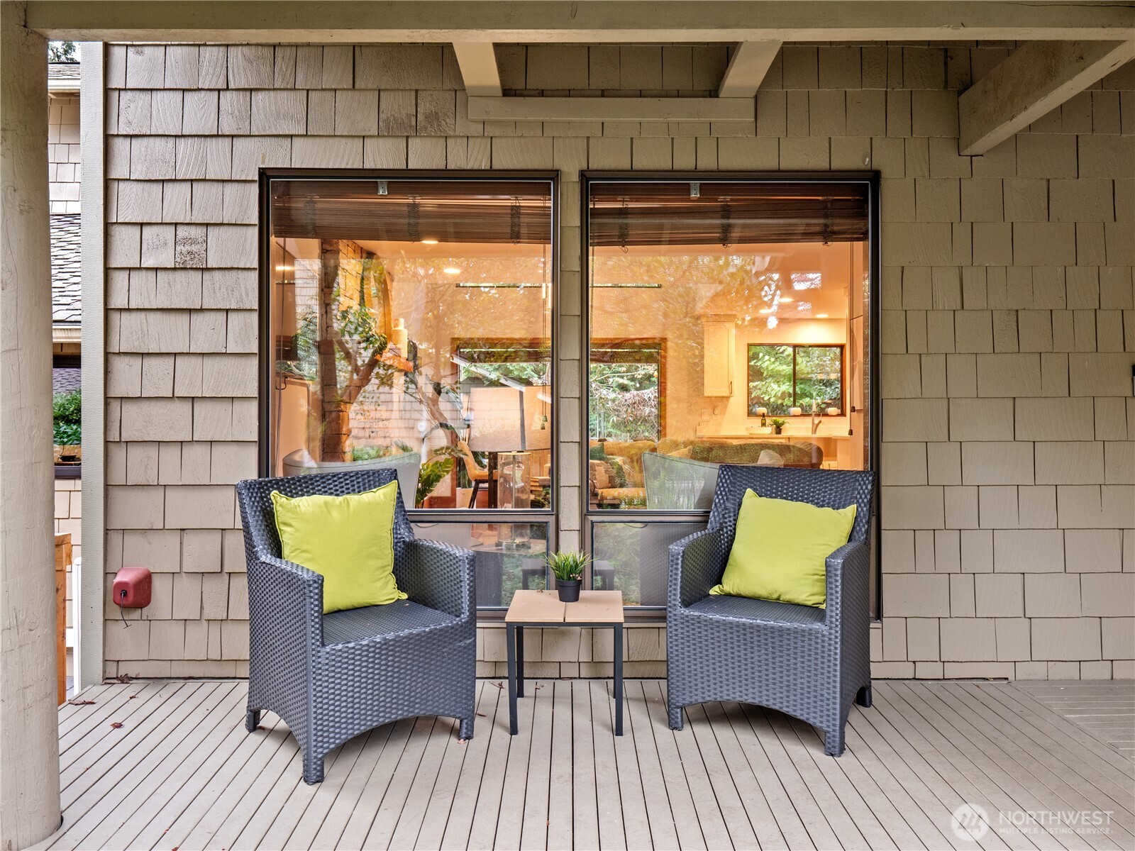 17519 NE 38th Court #9B, Redmond, WA 98052