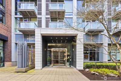 2911 2nd Avenue #810, Seattle, WA 98121