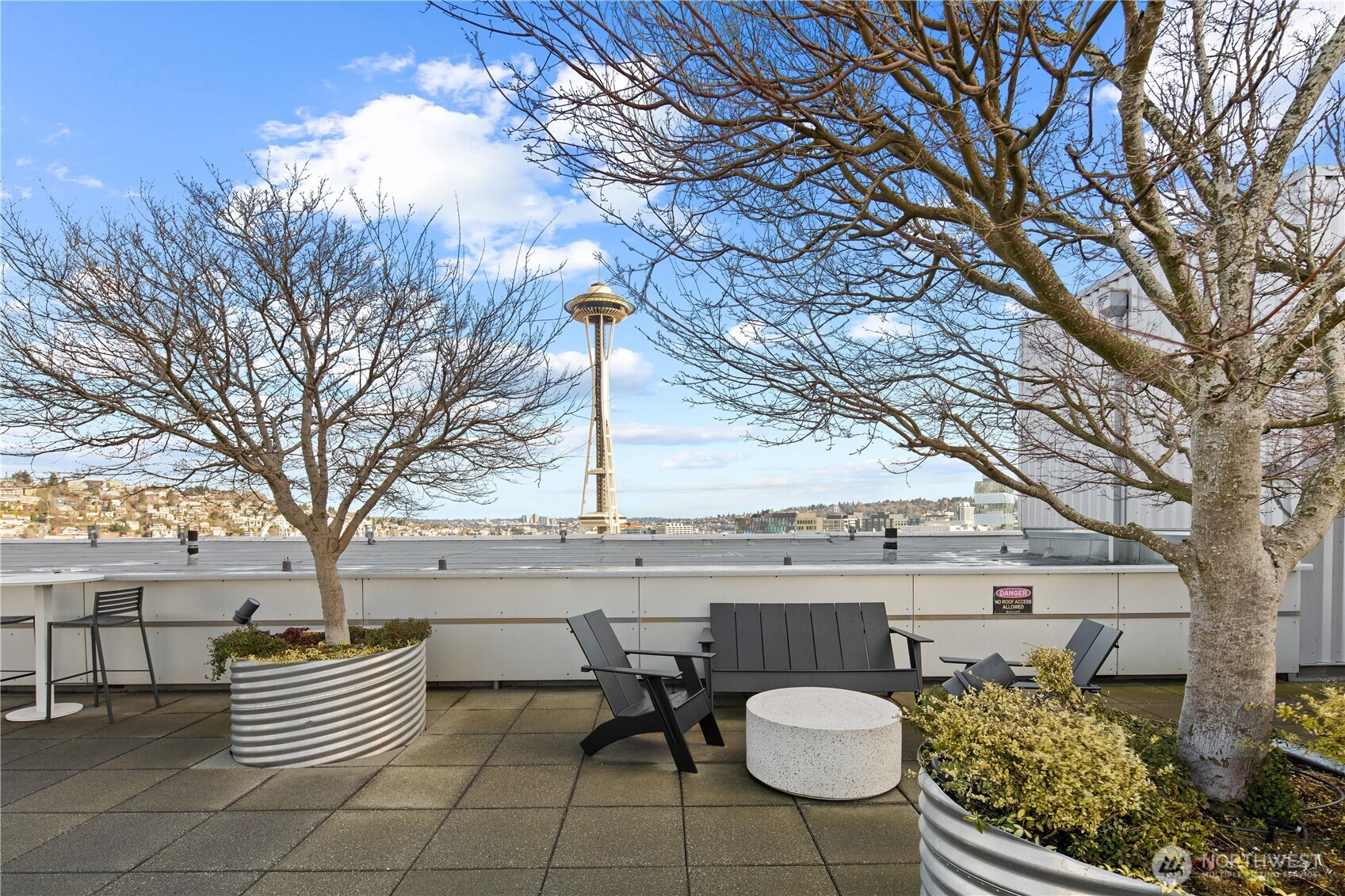 2911 2nd Avenue #810, Seattle, WA 98121