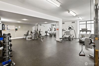 2911 2nd Avenue #810, Seattle, WA 98121 - Photo 37