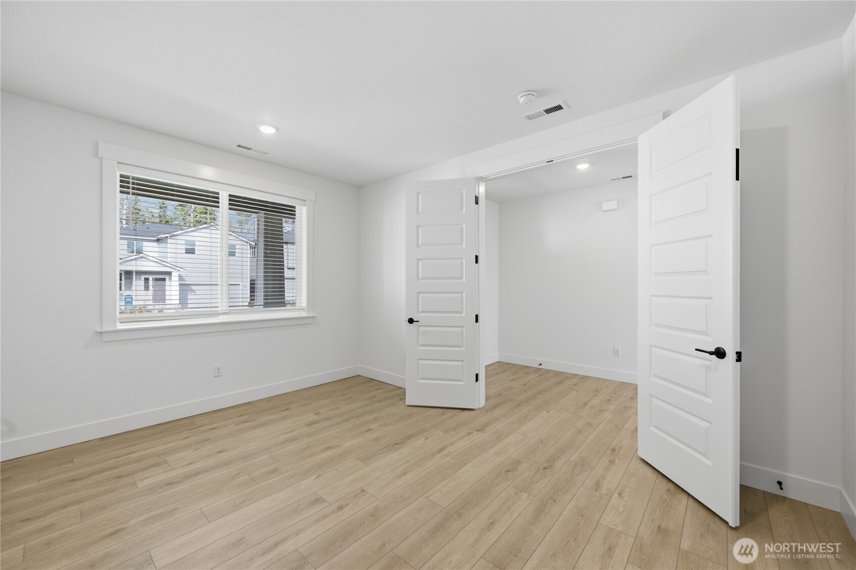 20431 Myrtle Place E, Bonney Lake, WA 98391