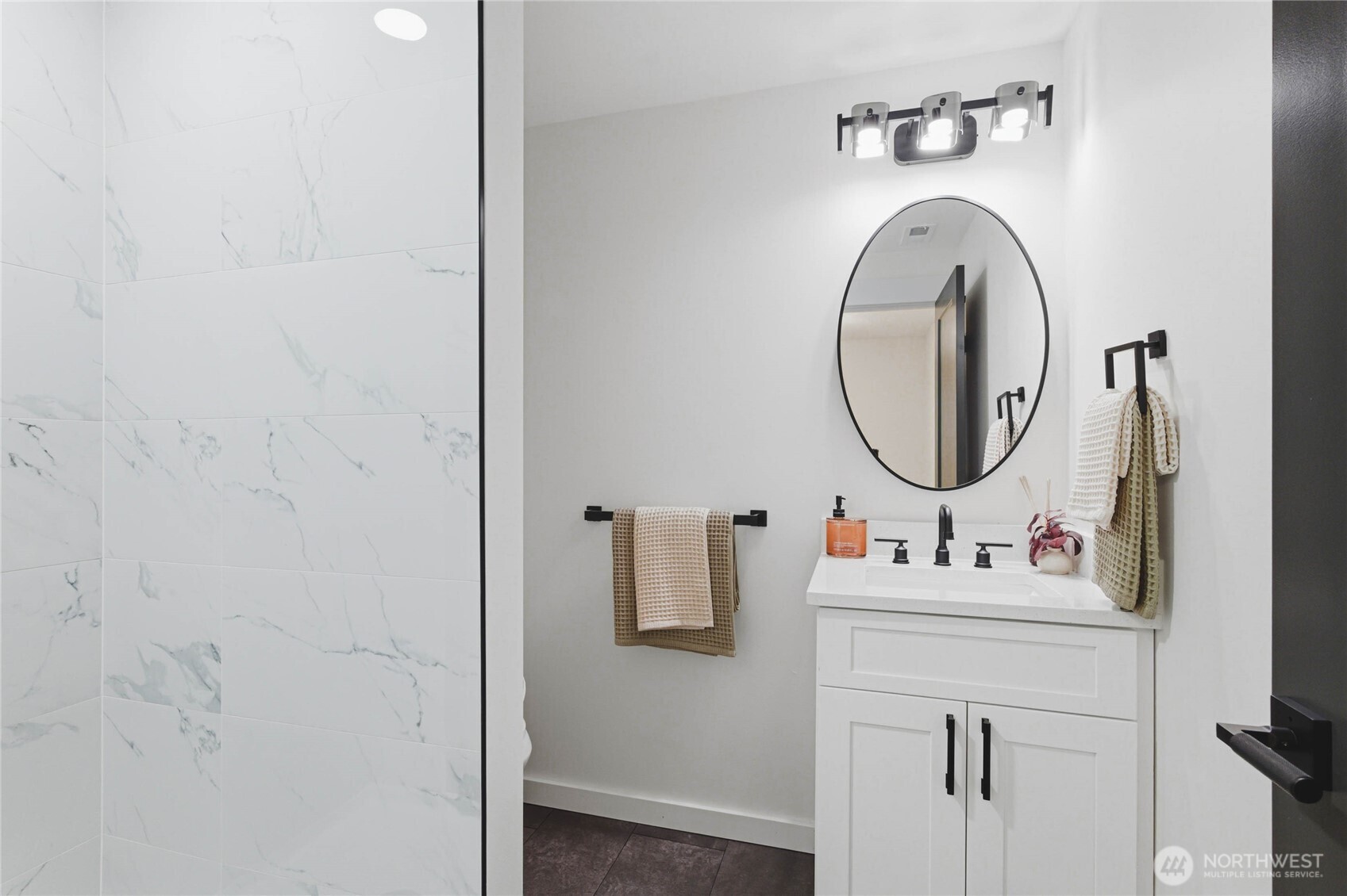 7622 S Thompson Ave , Tacoma, WA 98408