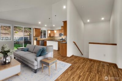 5209 Glenwood Avenue , Everett, WA 98203 - Photo 3