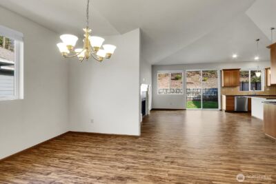 5209 Glenwood Avenue , Everett, WA 98203 - Photo 8