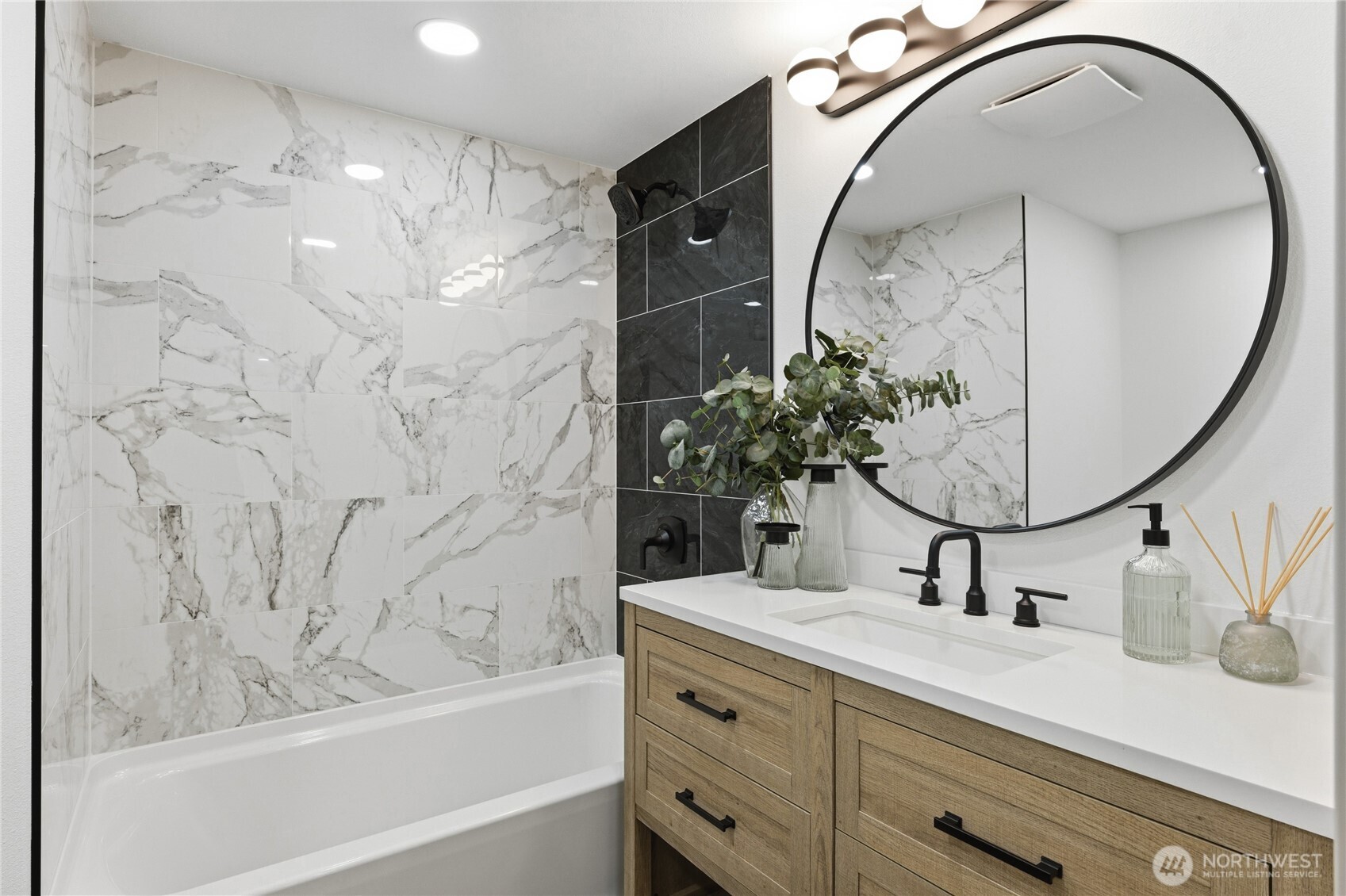 1219 Poindexter Avenue , Bremerton, WA 98312