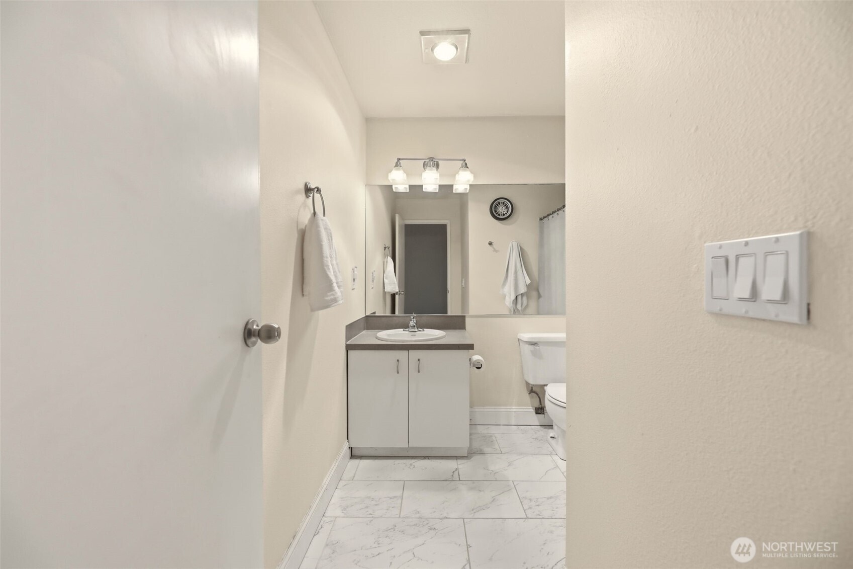 5300 Harbour Pointe Boulevard #N307, Mukilteo, WA 98275