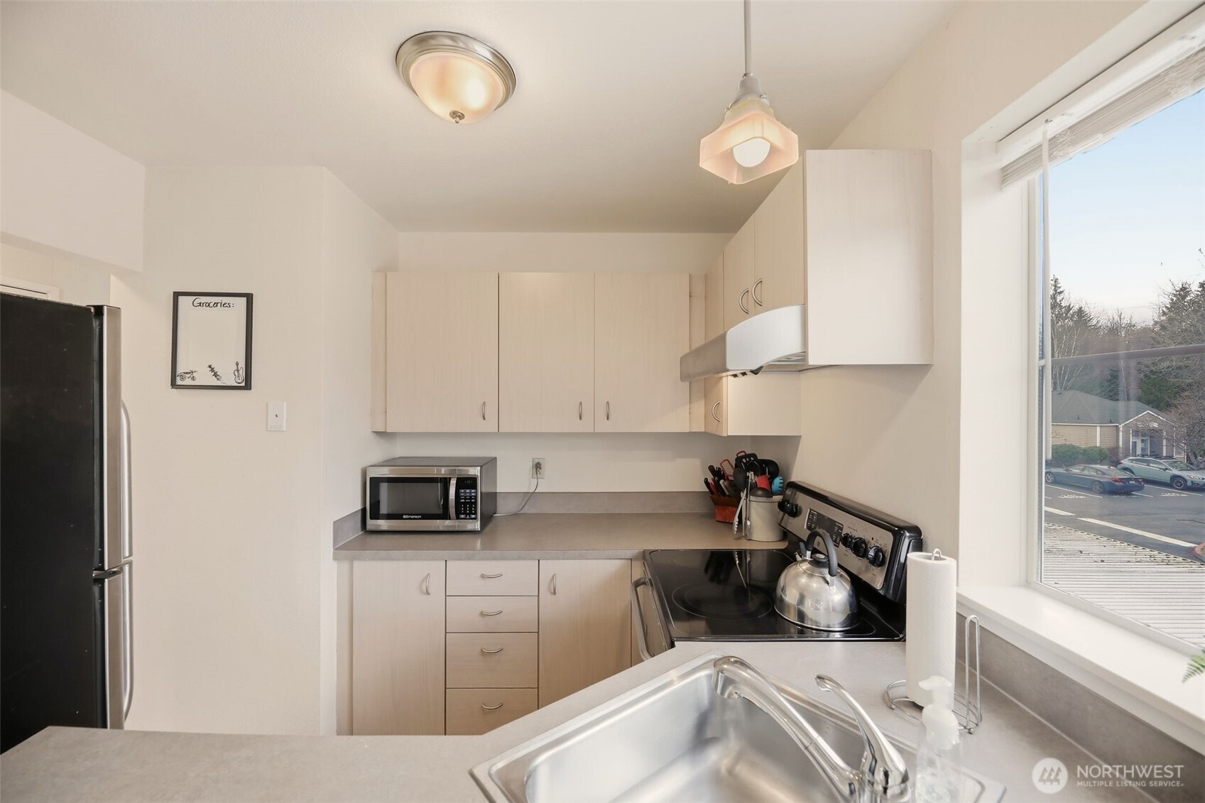 5300 Harbour Pointe Boulevard #N307, Mukilteo, WA 98275