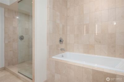 10700 NE 4th Street #2802, Bellevue, WA 98004 - Photo 14