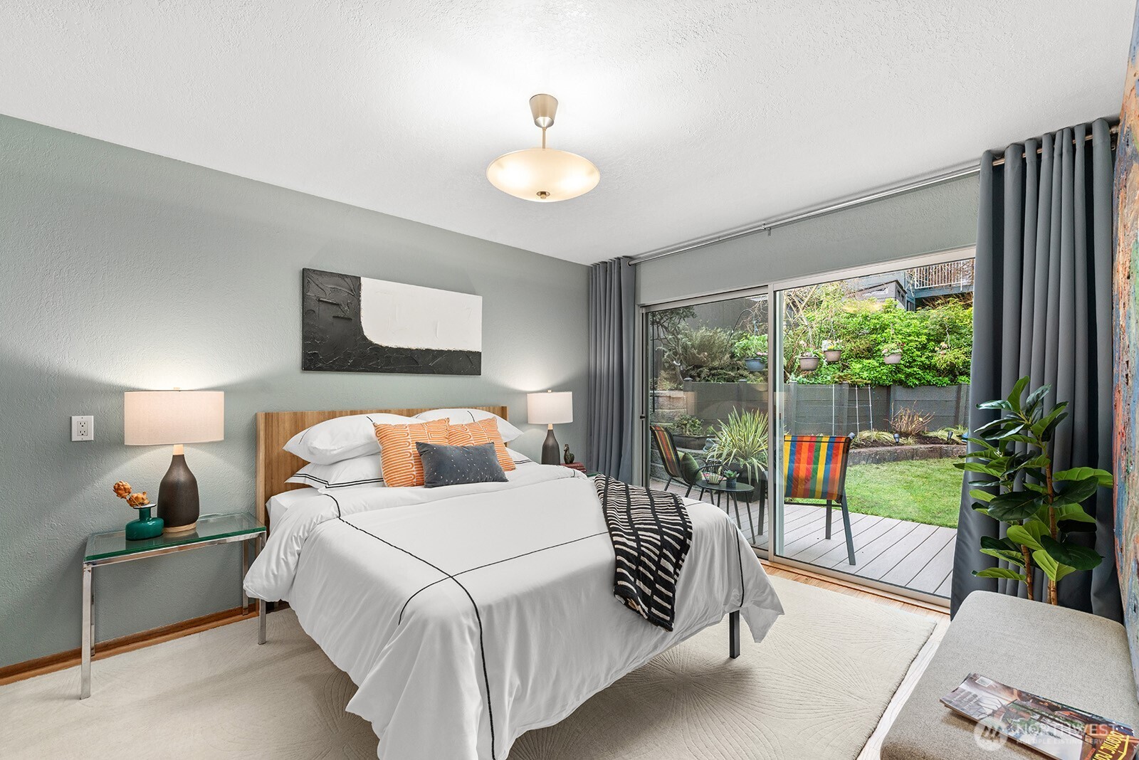 3439 24th Avenue W, Seattle, WA 98199